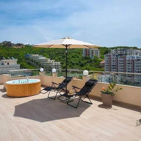Seaview Rooftop Дуррес