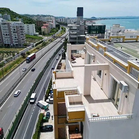 Seaview Rooftop Апартаменты Дуррес
